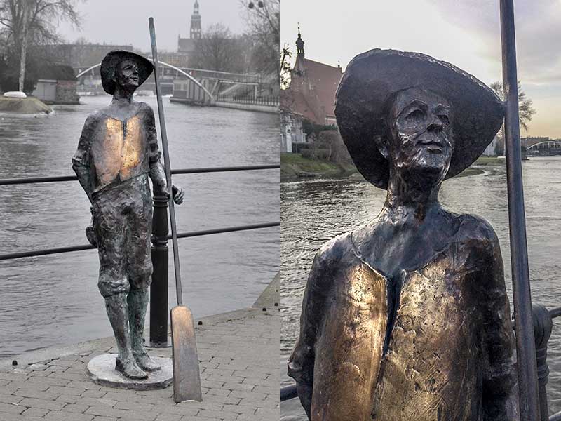 Odsłonięcie rzeźby Flisaka nad Brdą w Bydgoszczy przy moście Sulimy-Kamińskiego.